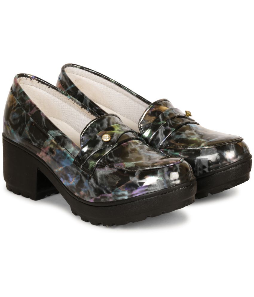 Commander - Black Women's Pumps Heels